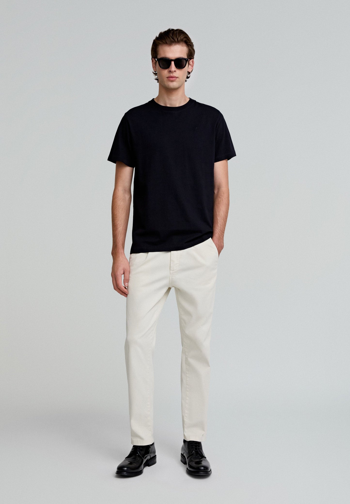 BASIC-SHIRT MIT TOTENKOPF