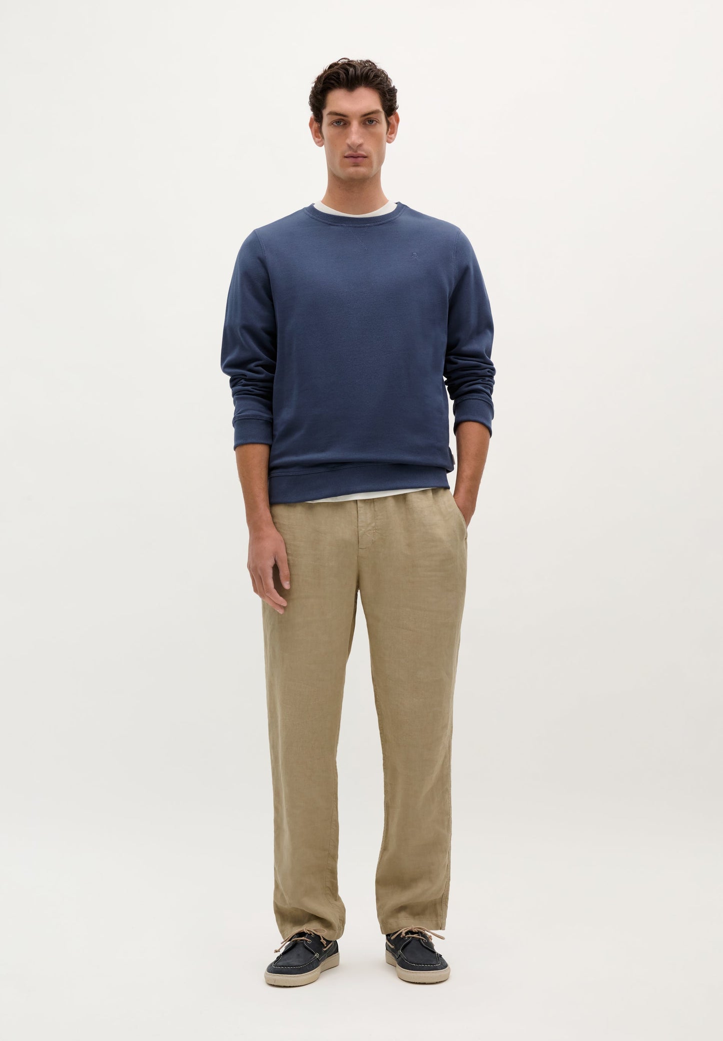 BASIC-SWEATSHIRT MIT TOTENKOPF