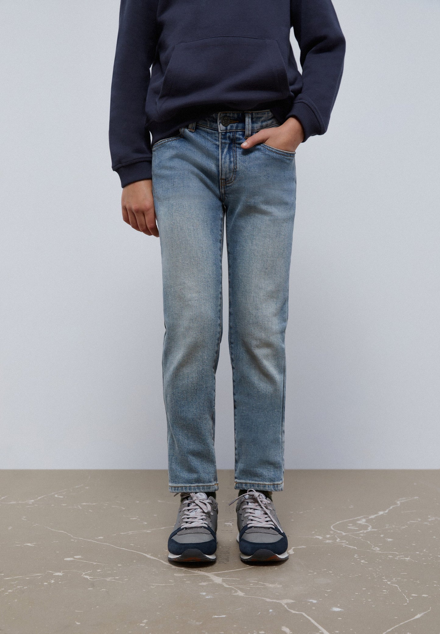 JEANSHOSE