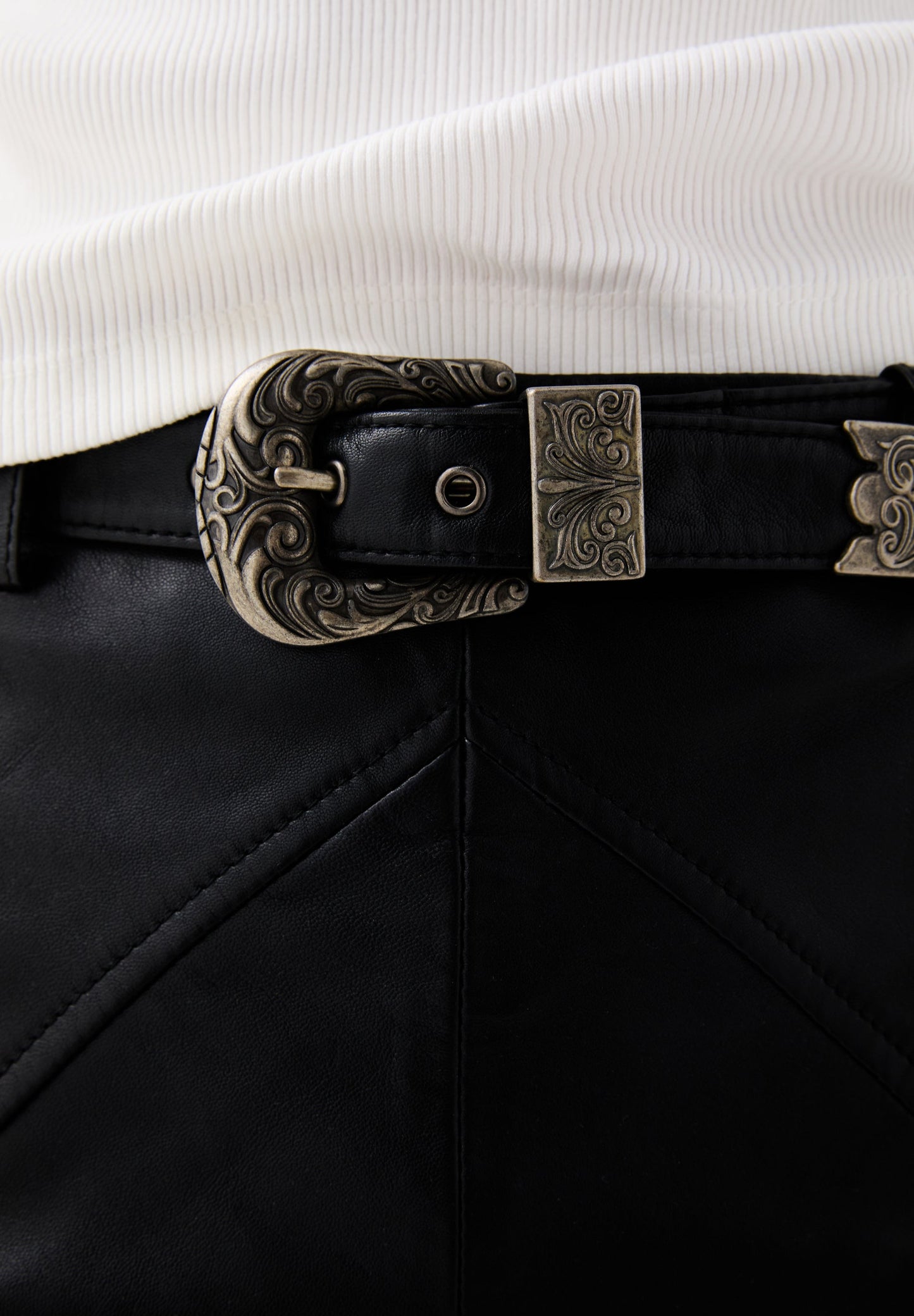 NEW LEATHER BELT SKIRT