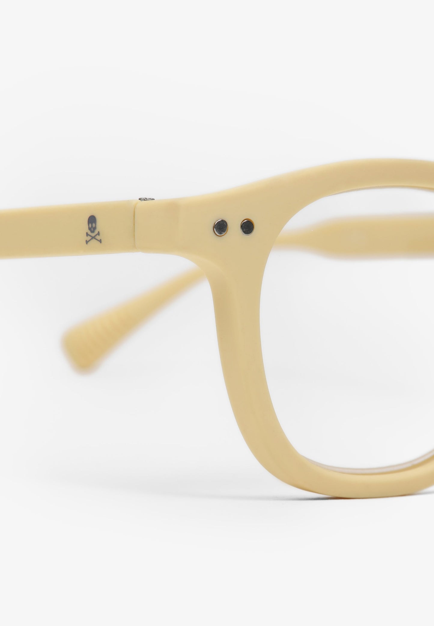 BRILLE MIT QUADRATISCHEM KUNSTSTOFFGESTELL