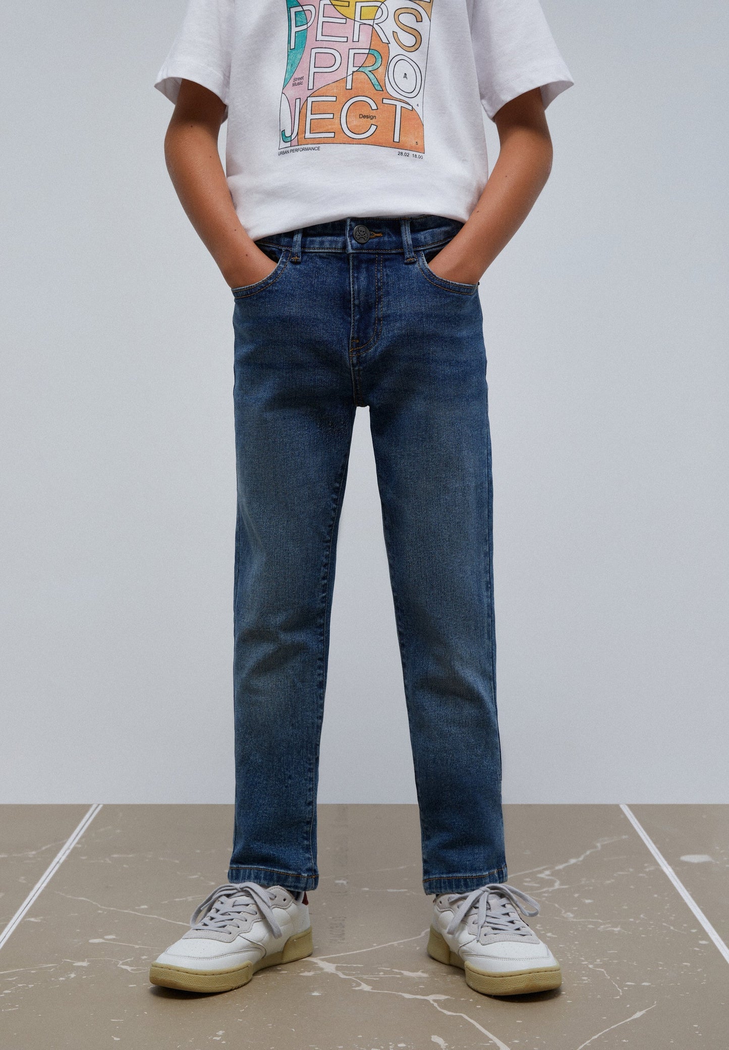 JEANSHOSE