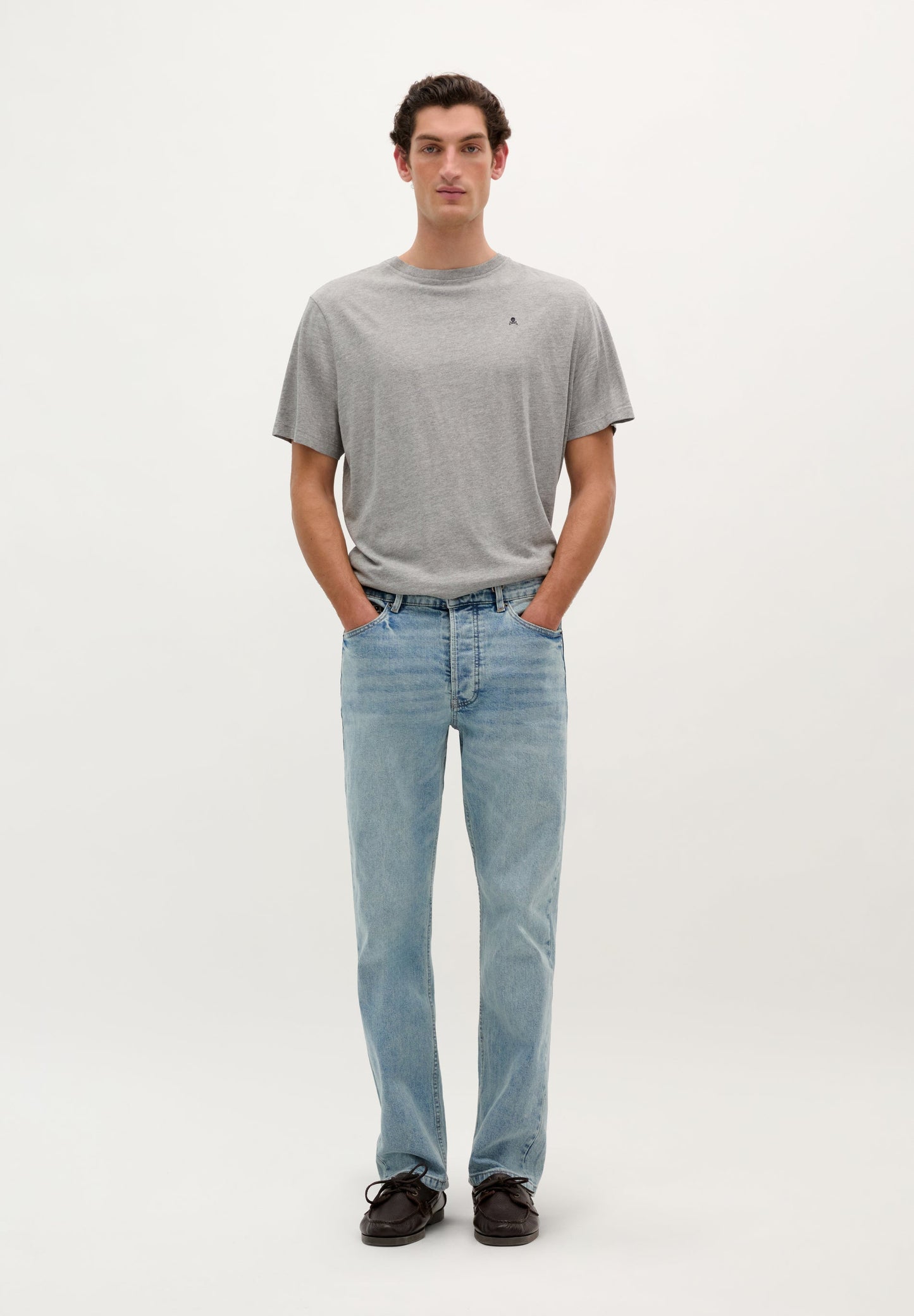 BASIC-SHIRT IM RELAXED-FIT MIT TOTENKOPF