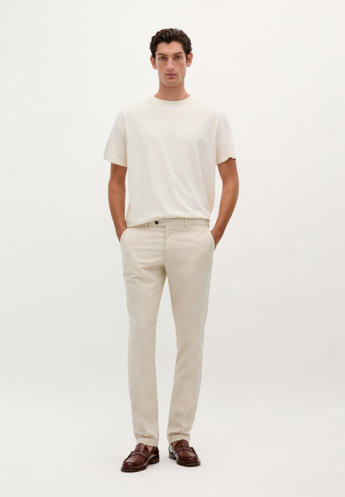BASIC-SHIRT IM RELAXED-FIT MIT TOTENKOPF