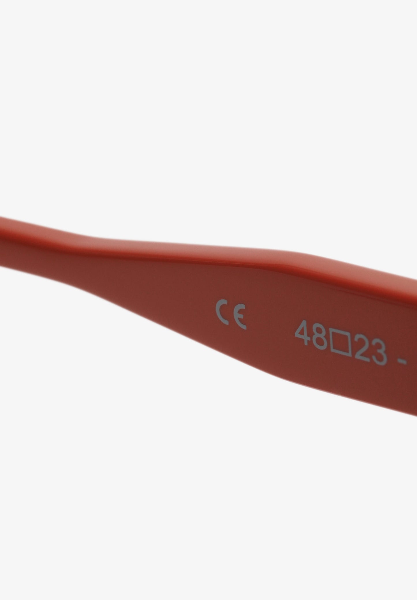 SONNENBRILLE MIT KUNSTSTOFFGESTELL