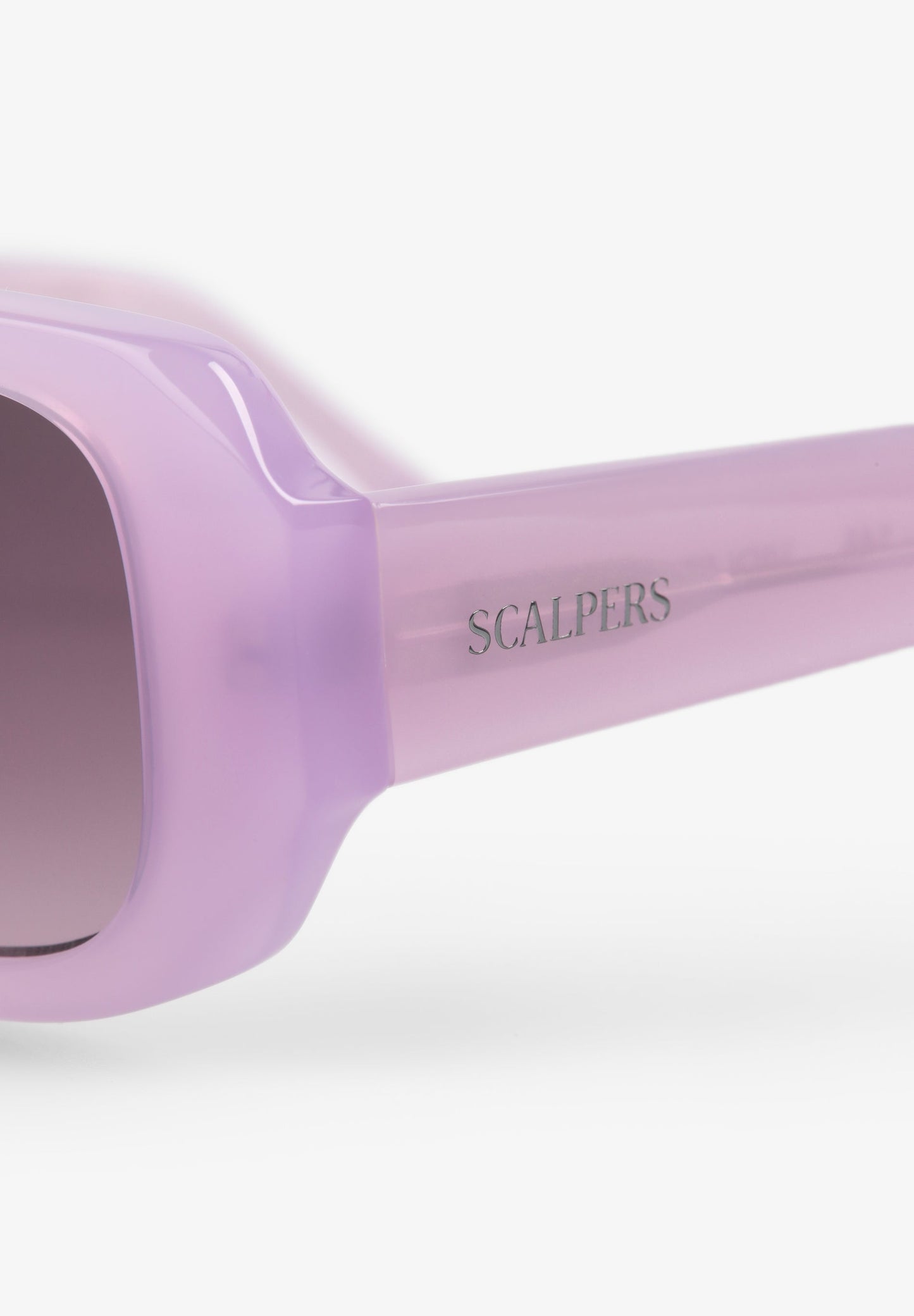SONNENBRILLE MIT SECHSECKIGEM DESIGN