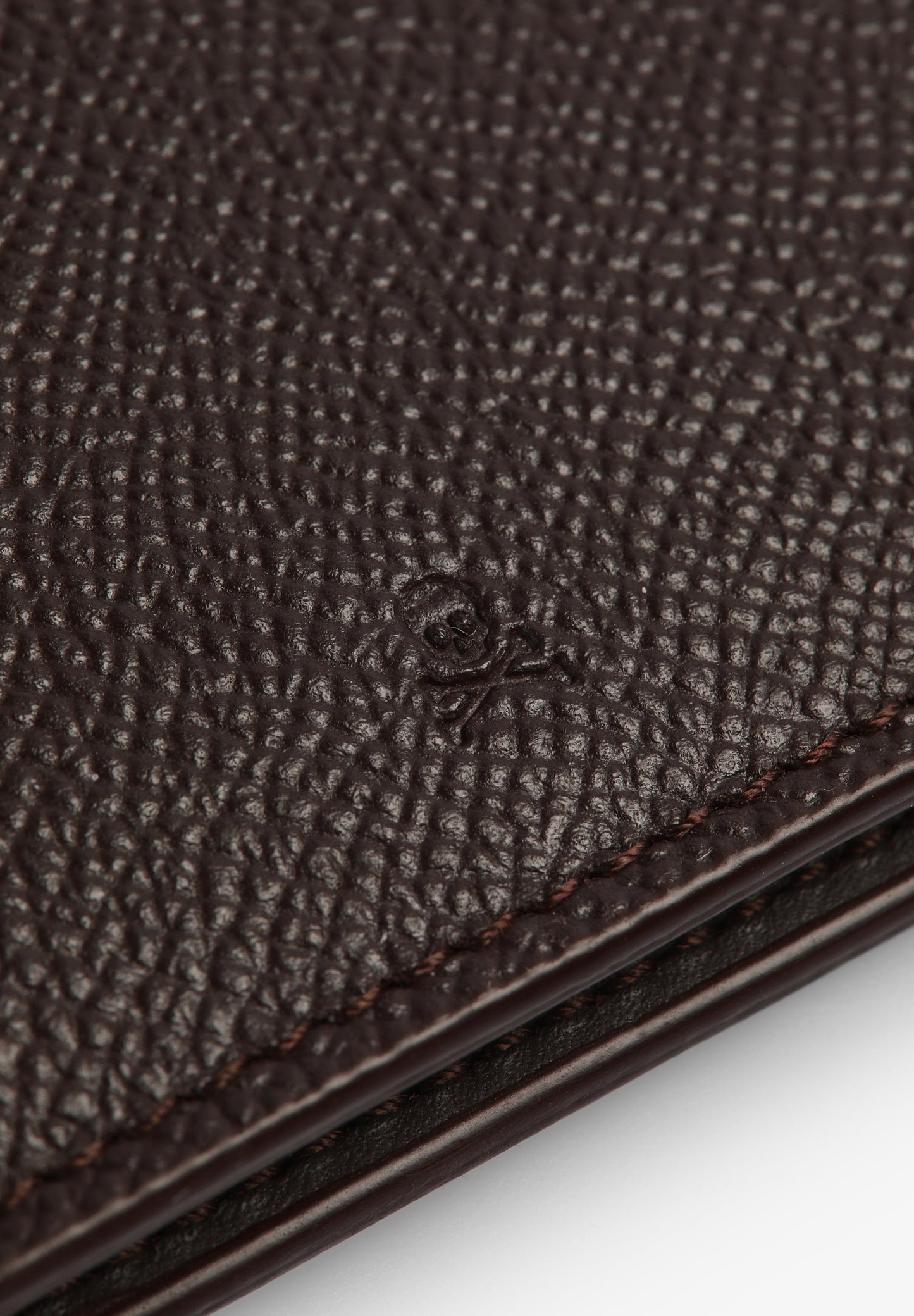LEDER-BRIEFTASCHE MIT TOTENKOPF-PRÄGUNG