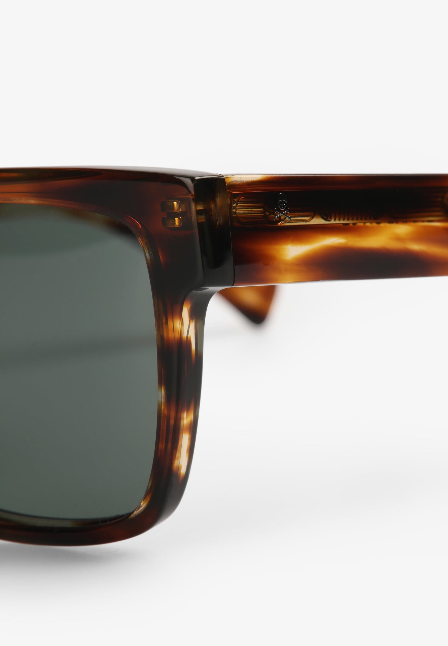 RECHTECKIGE TRANSPARENTE SONNENBRILLE