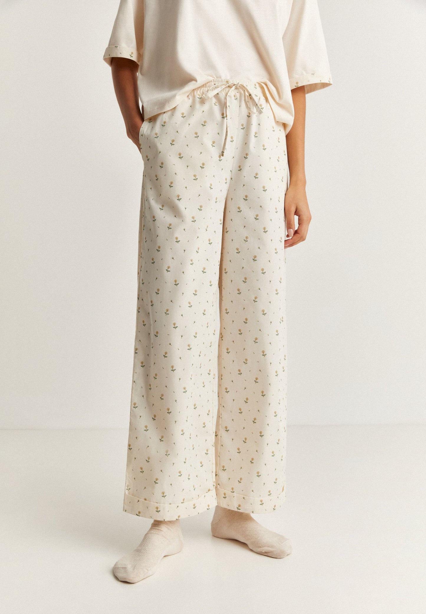 PYJAMA MIT PRINT-DETAILS