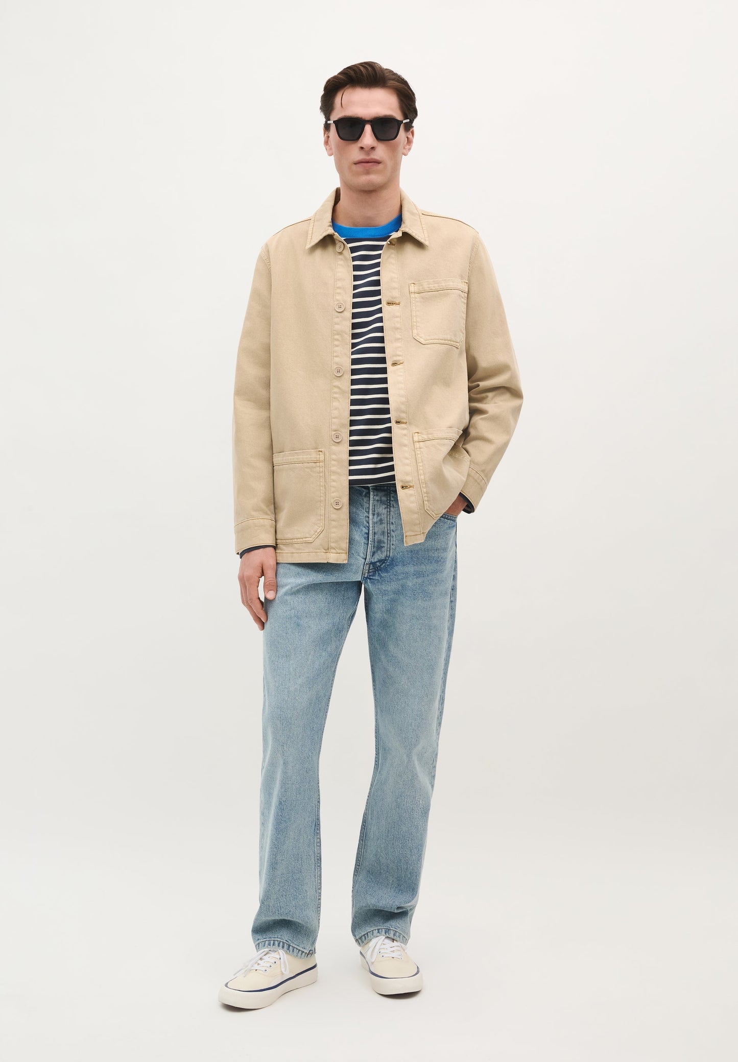 JEANSJACKE MIT TASCHEN