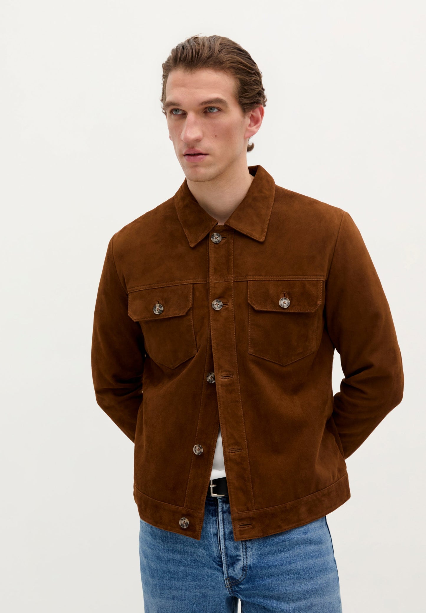 LEDERJACKE MIT KNÖPFEN