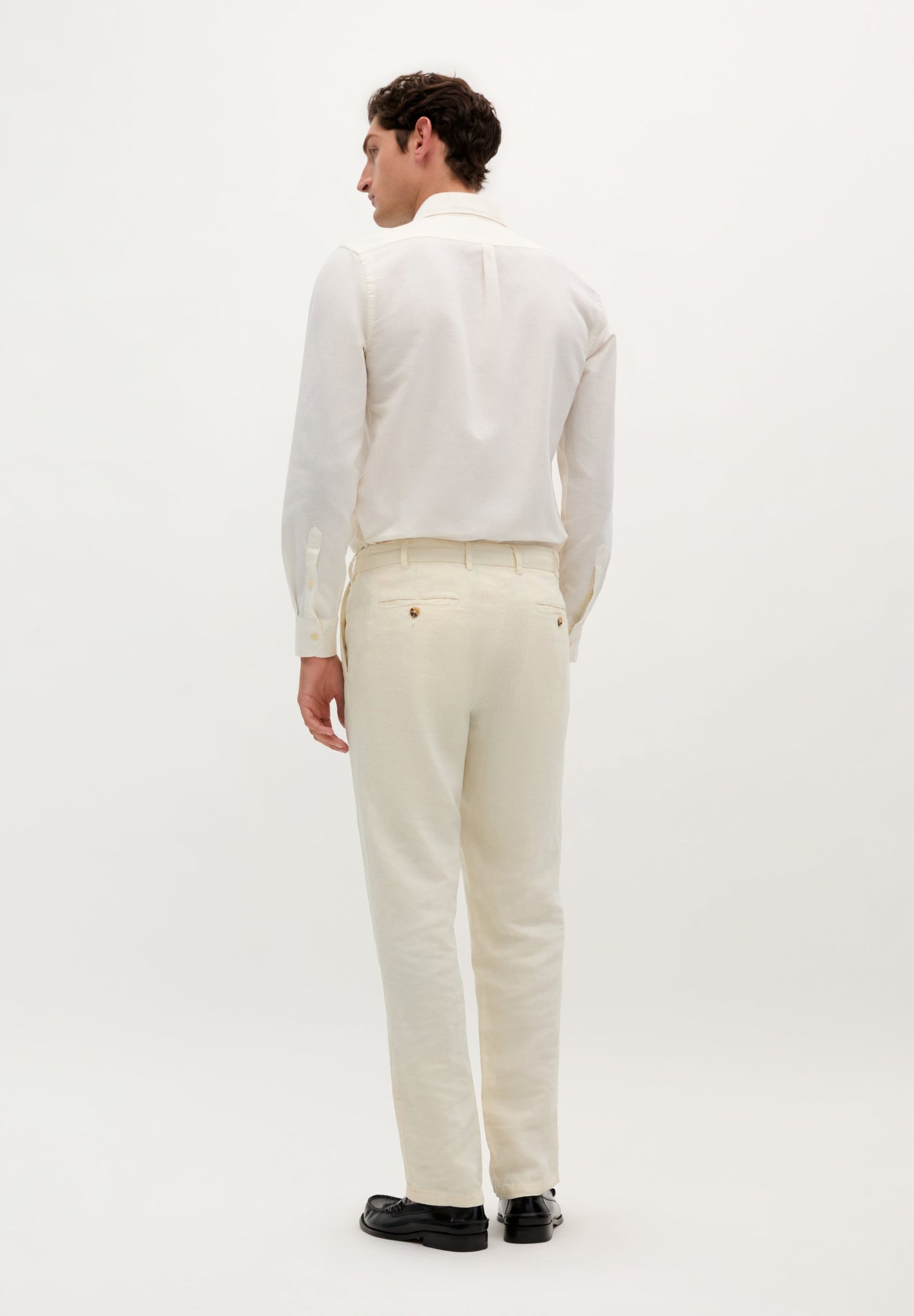 BUNDFALTENHOSE AUS LEINEN