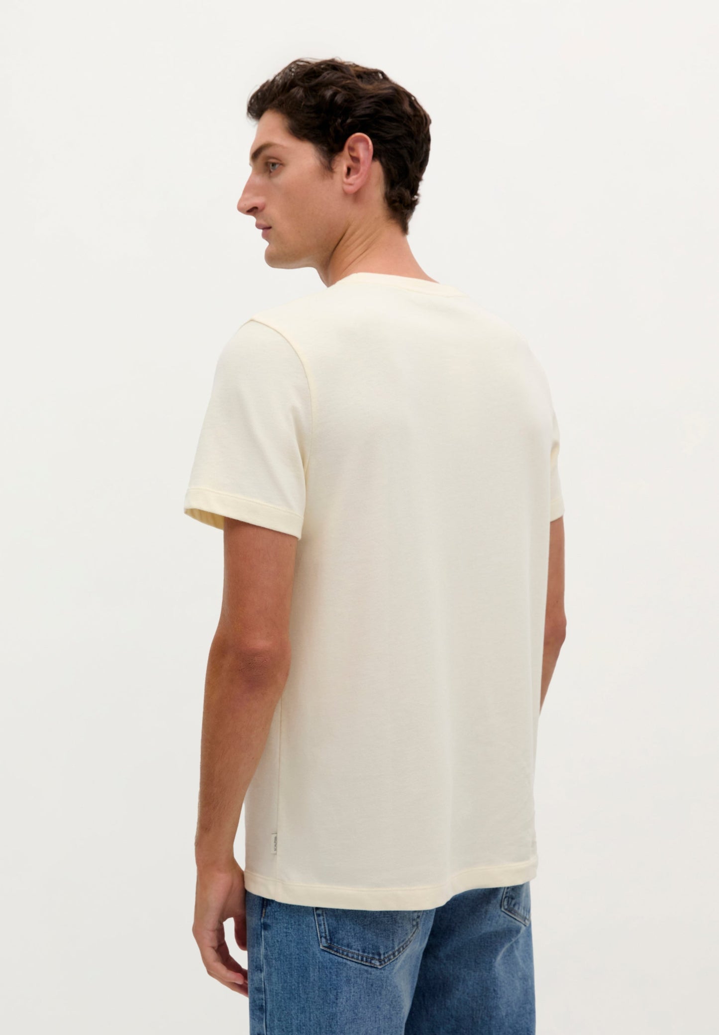 BASIC-SHIRT MIT TOTENKOPF