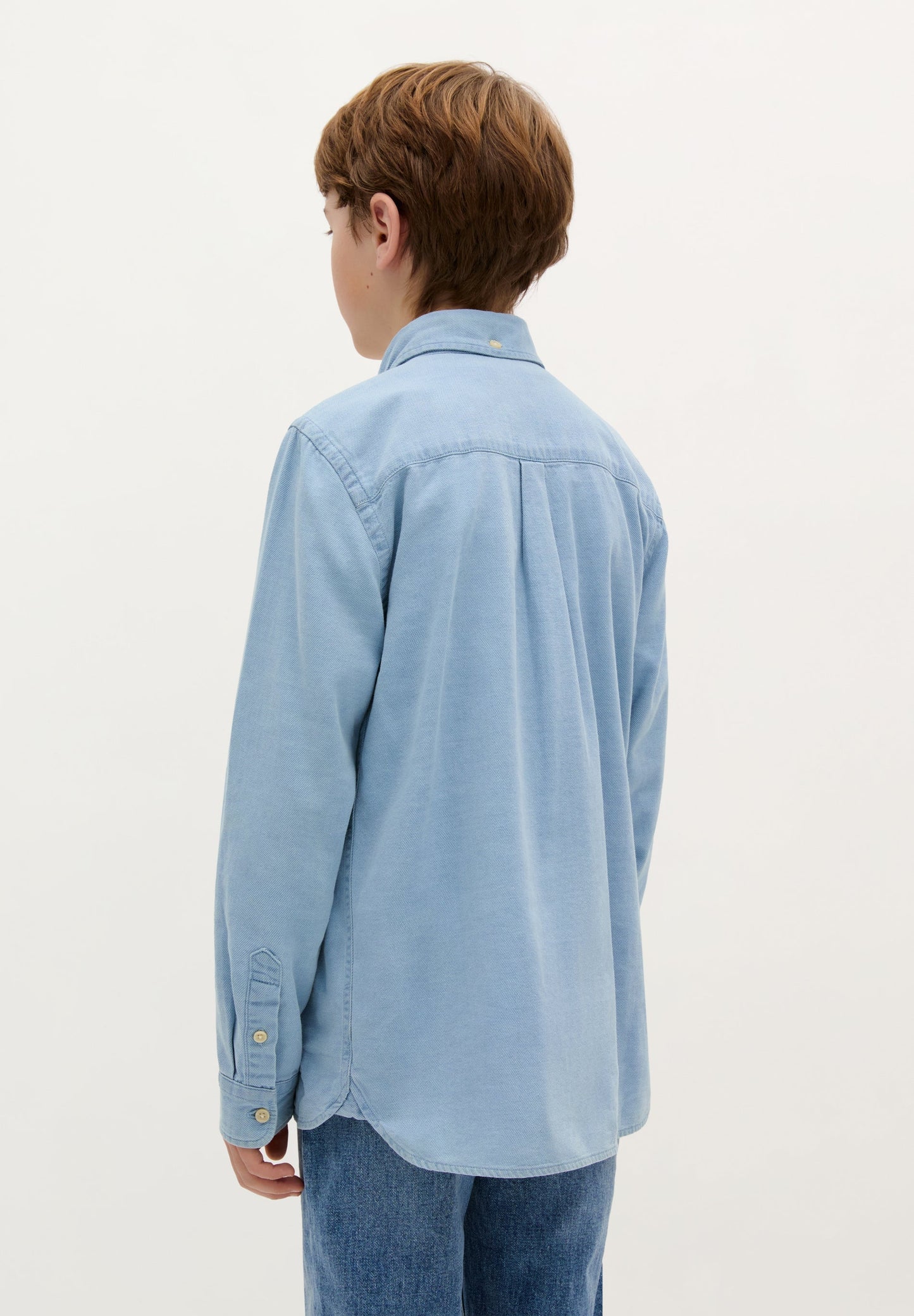 JEANSHEMD MIT BUTTON-DOWN-KRAGEN