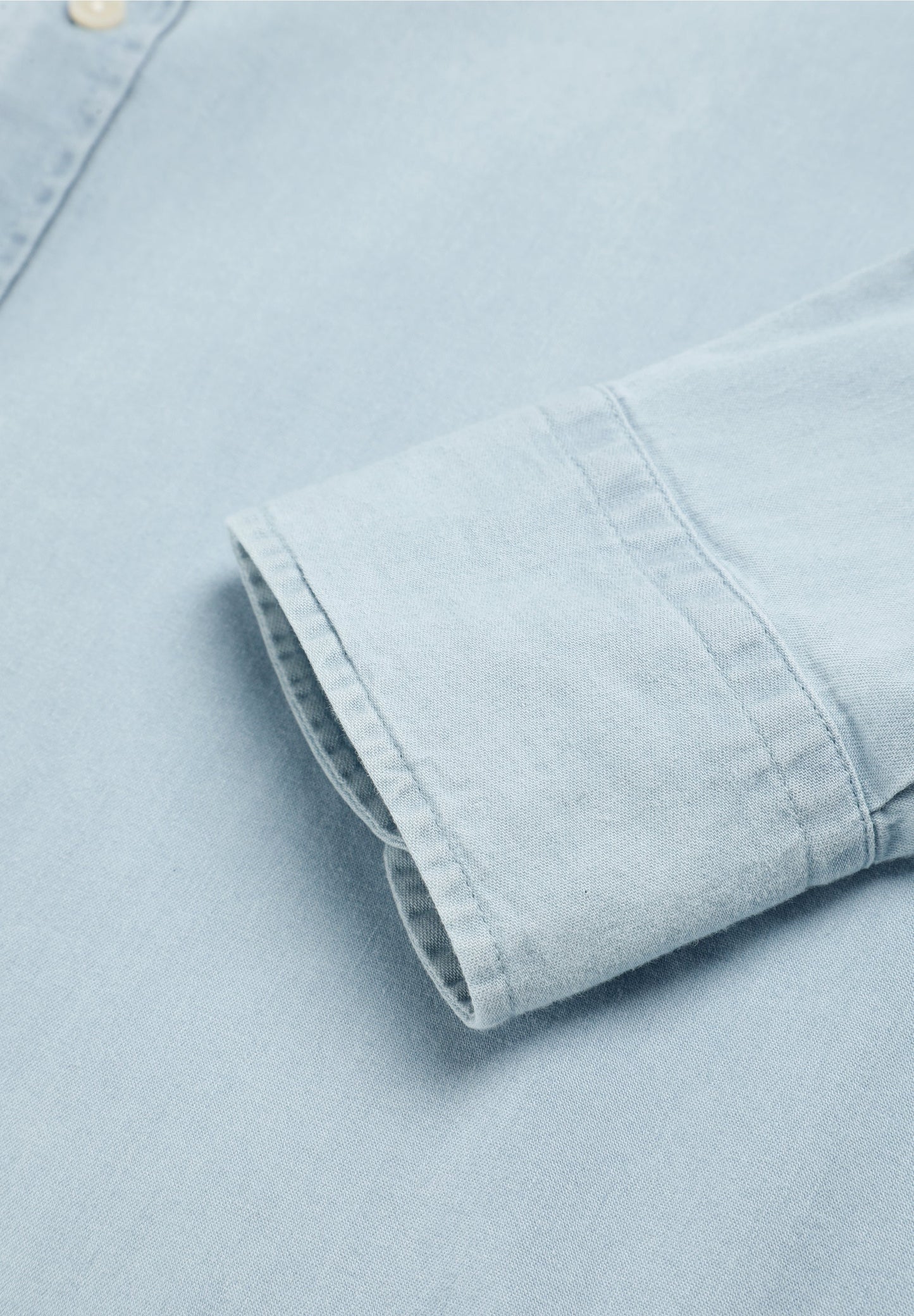 HEMD IM DENIM-STIL