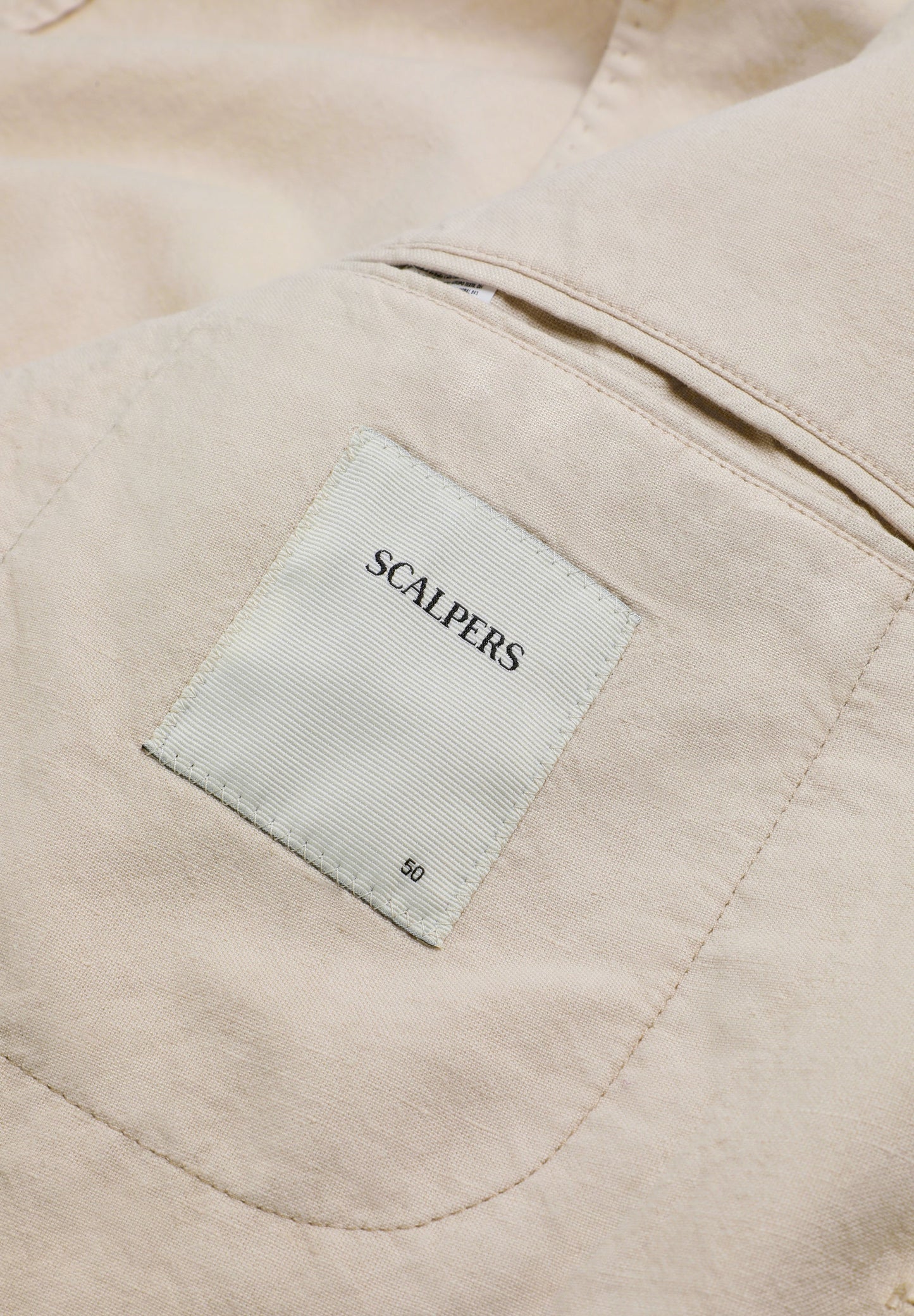 LEICHTER BLAZER AUS LEINEN