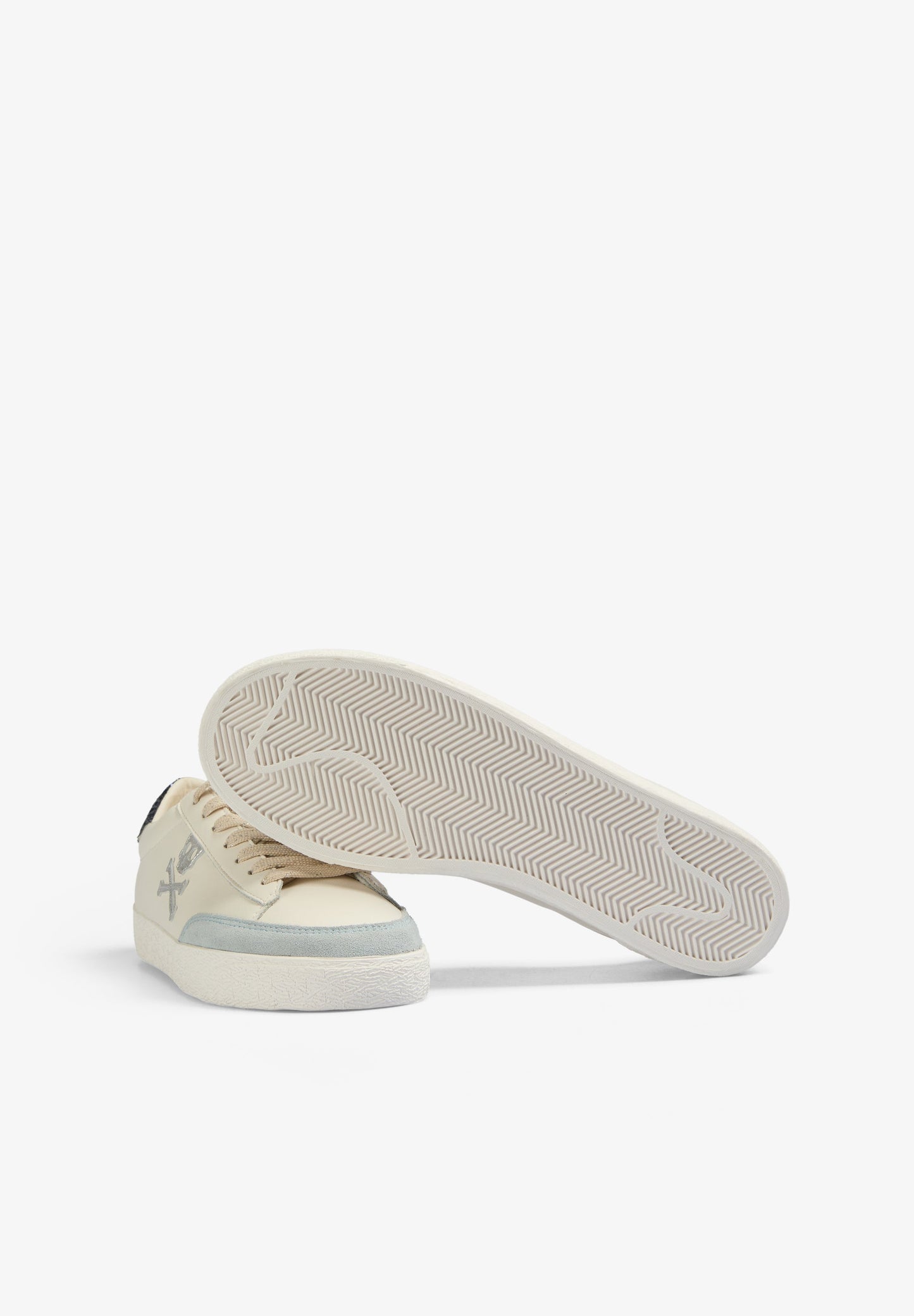 NIEDRIGE SNEAKER MIT GLITZERTOTENKOPF