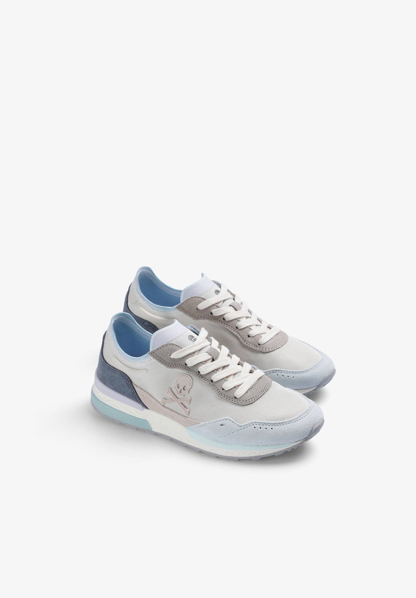 DREIFARBIGE SNEAKER AUS WILDLEDER
