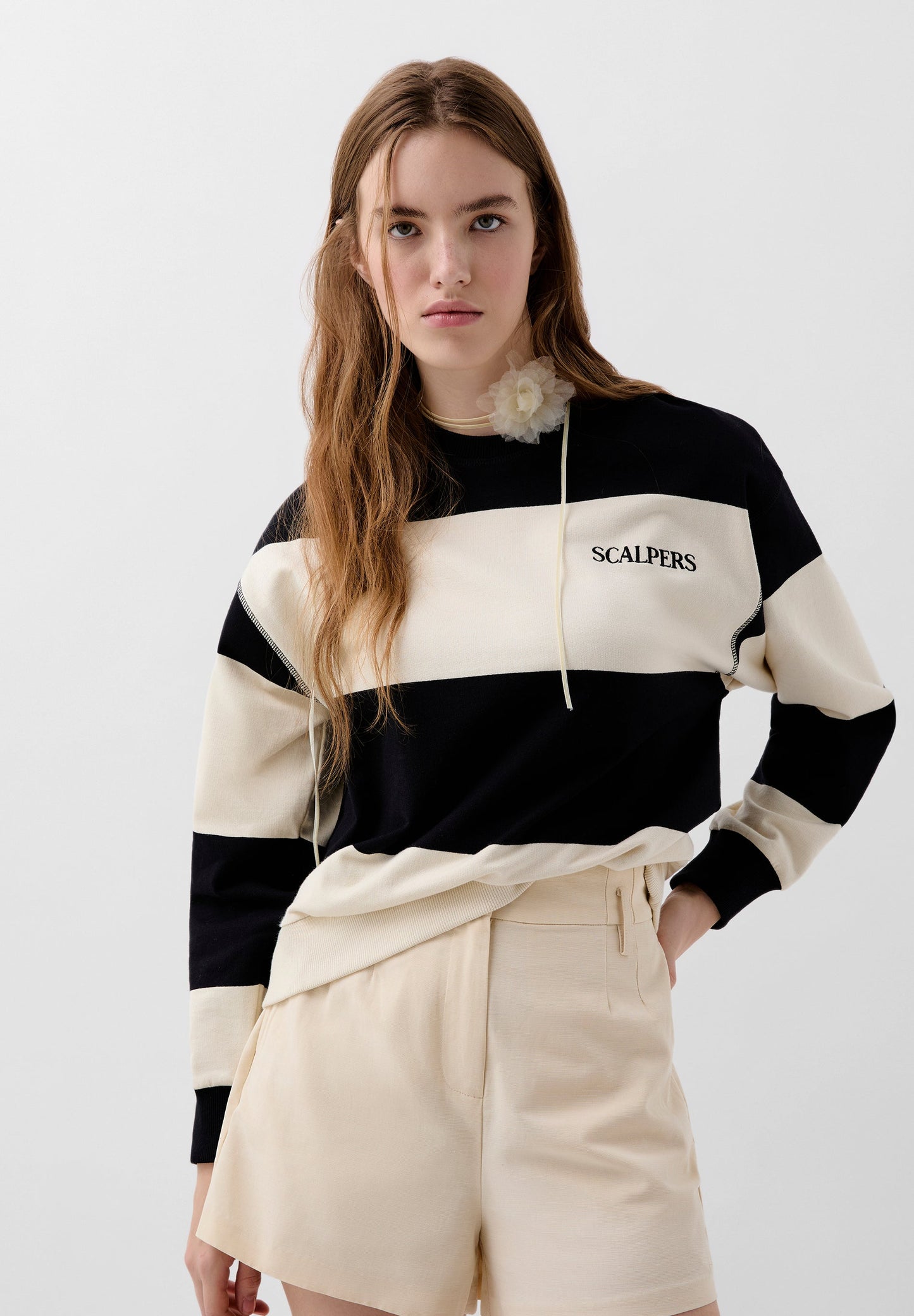 GESTREIFTES SWEATSHIRT MIT LOGO-STICKEREI