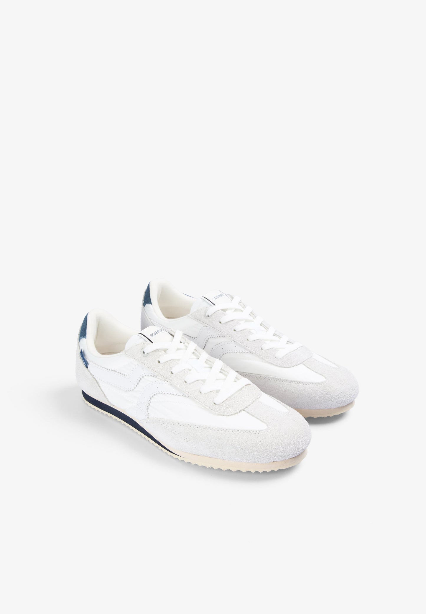 SNEAKER IM RETRO-STIL