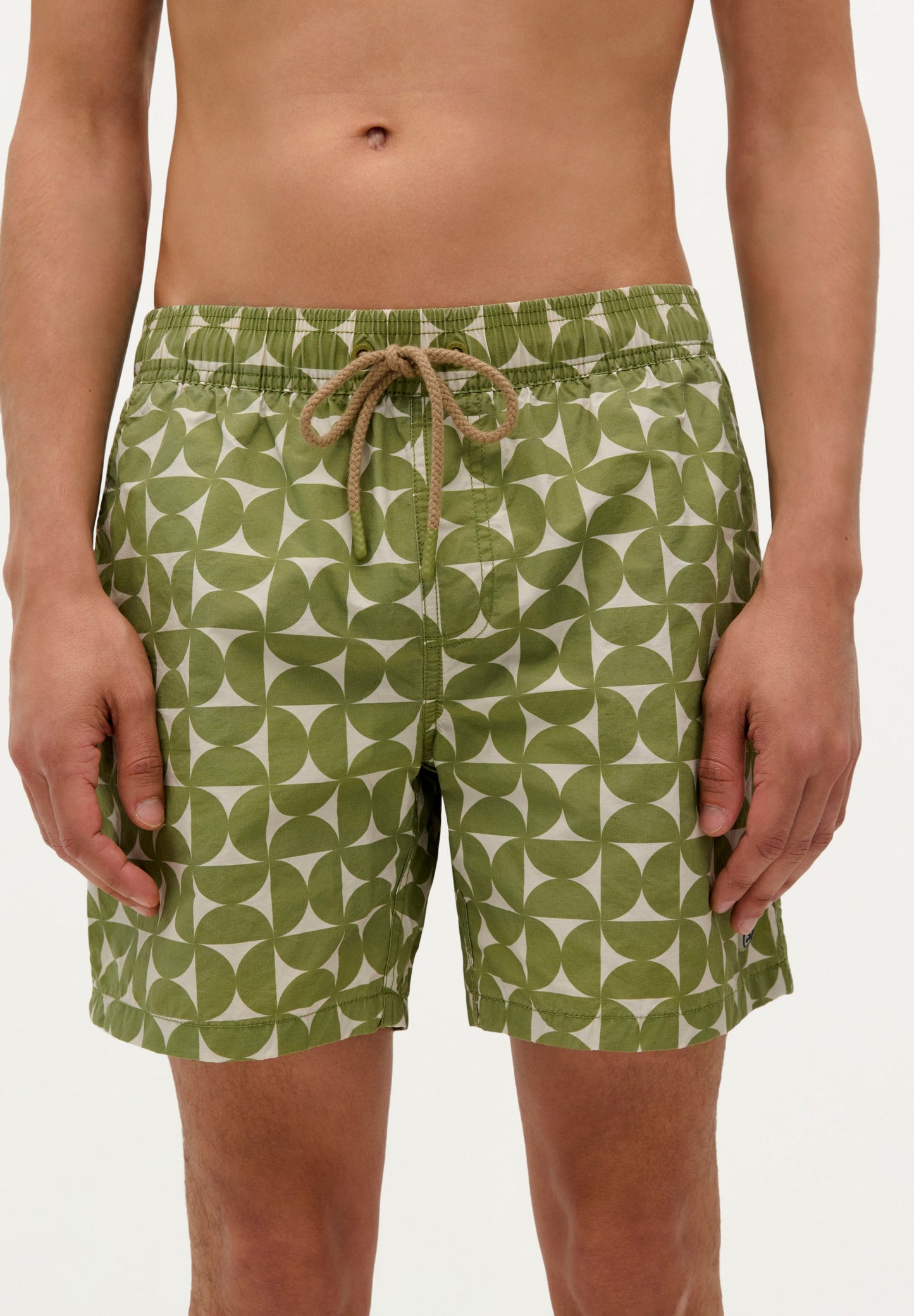 BADESHORTS GEOMETRISCHER PRINT