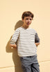 SHIRT MIT FARBLICH ABGESETZTEN STREIFEN UND TASCHE