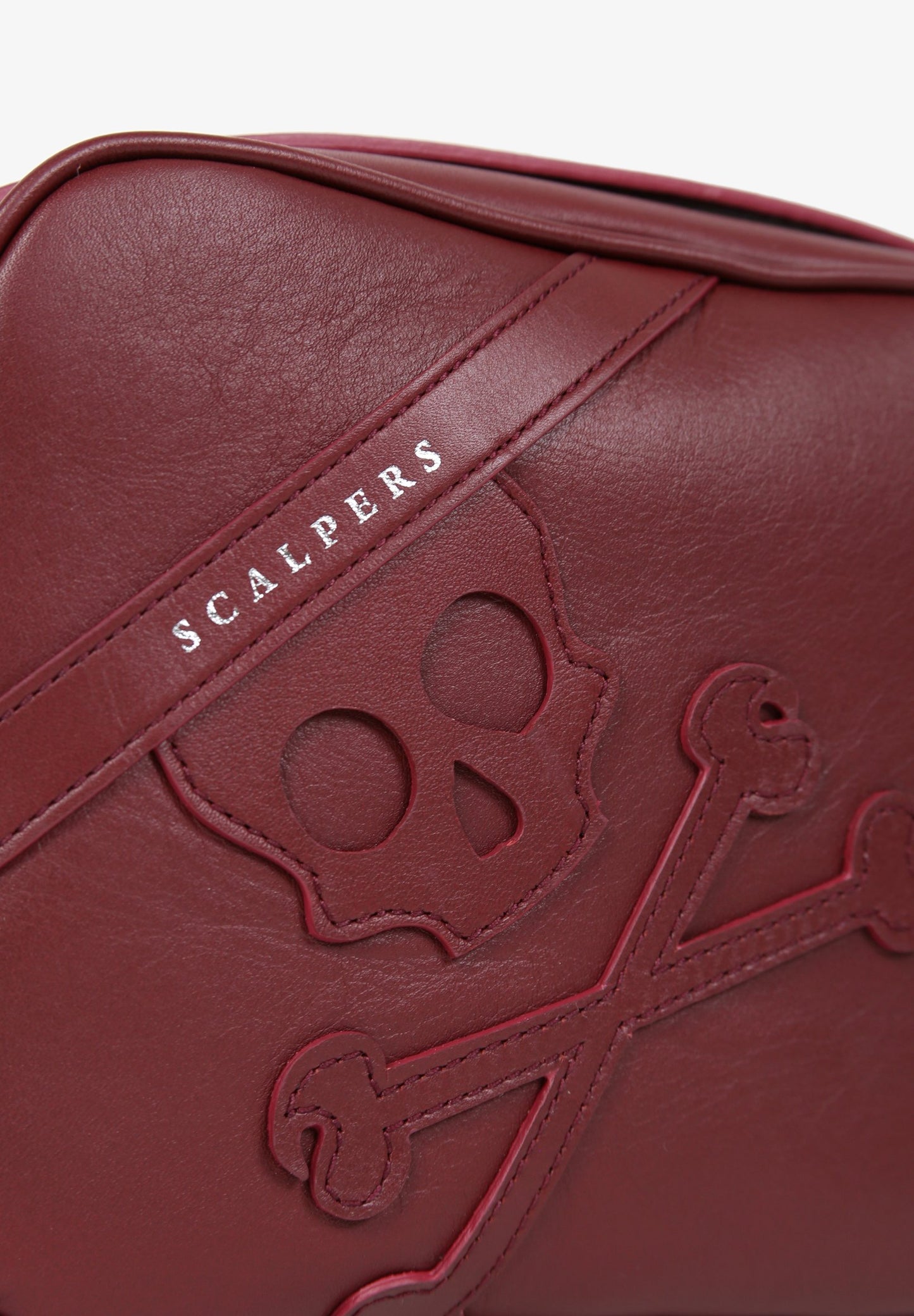 MAXI-TASCHE MIT TOTENKOPF