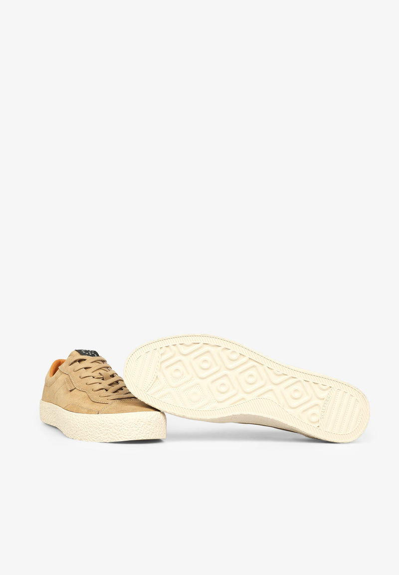 NIEDRIGE SNEAKER MIT MODISCHER SOHLE
