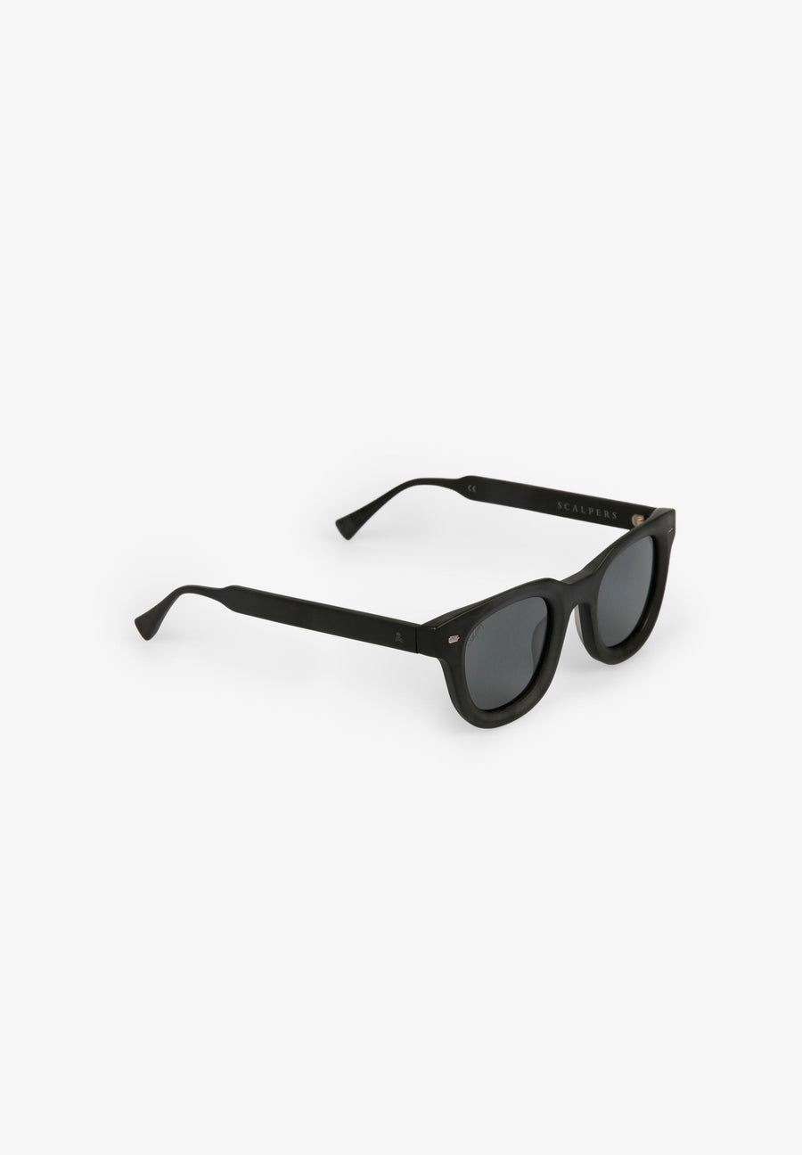 SONNENBRILLE MIT KUNSTSTOFFGESTELL