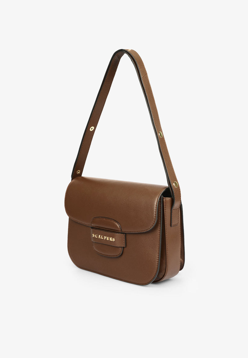 LEDERTASCHE MIT MODISCHEM VERSCHLUSS