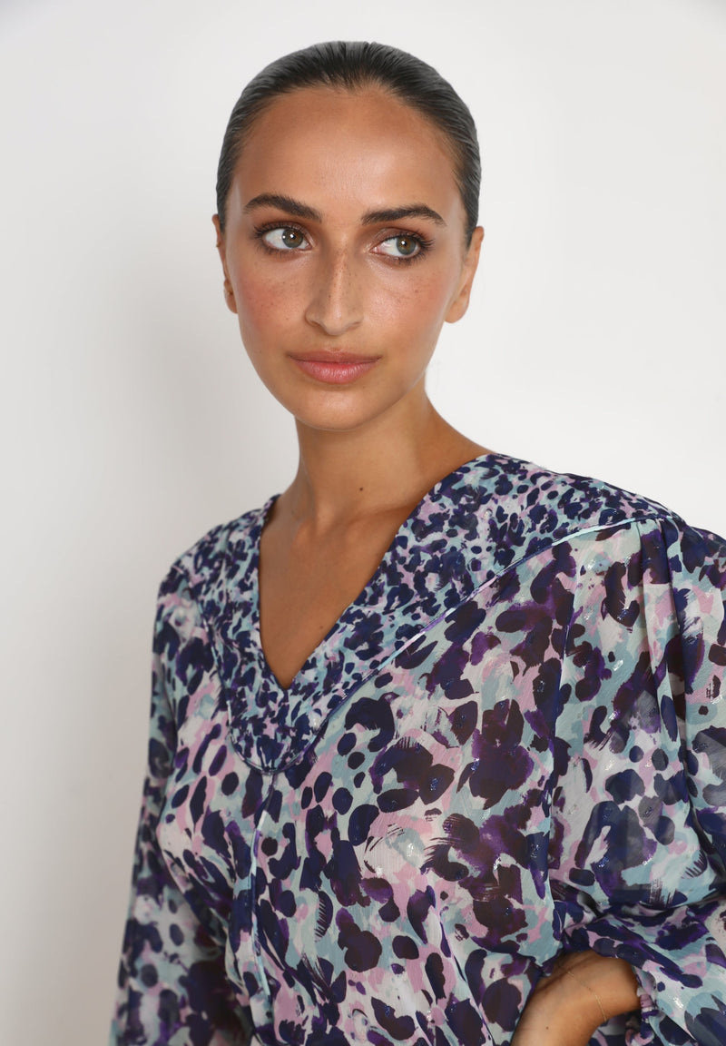 BLUSE MIT ANIMALPRINT