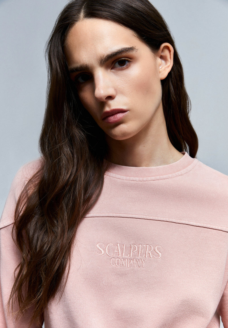 SWEATSHIRT IM WASHED-LOOK MIT LOGO-STICKEREI