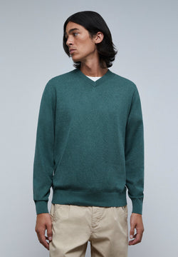 PULLOVER MIT V-AUSSCHNITT UND TOTENKOPF