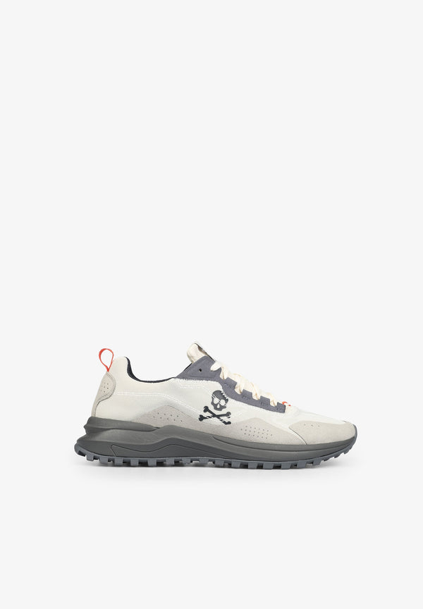 STOFFSNEAKER MIT TOTENKOPF