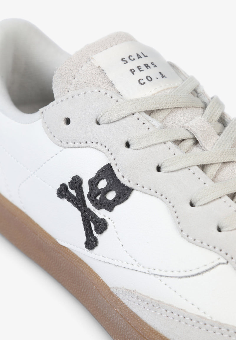 SNEAKER MIT DETAIL AN DER FERSE