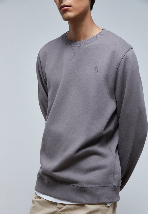 BASIC-SWEATSHIRT MIT TOTENKOPF