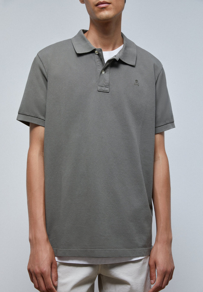 BASIC-POLOSHIRT MIT TOTENKOPF