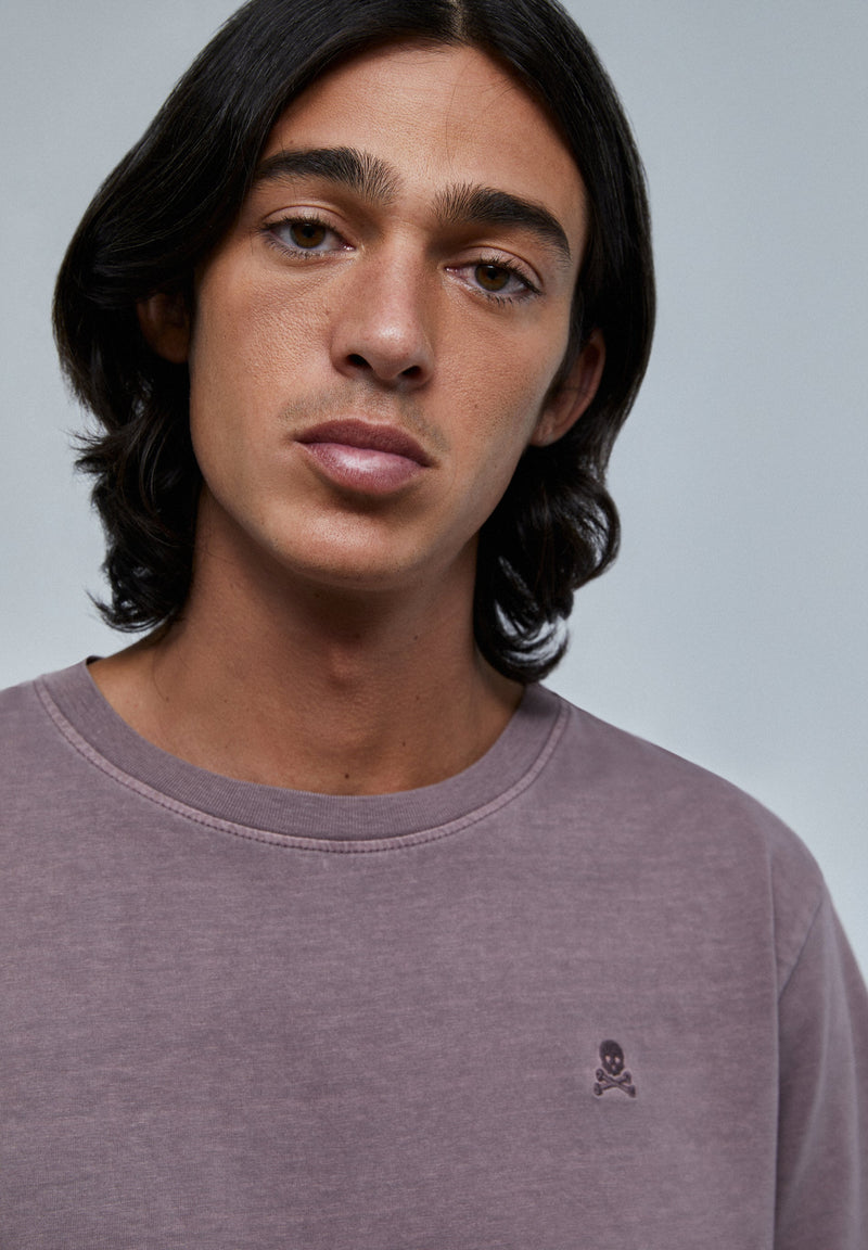 BASIC-SHIRT MIT TOTENKOPF