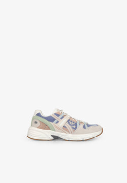 MOUNTAINEER SNEAKERS