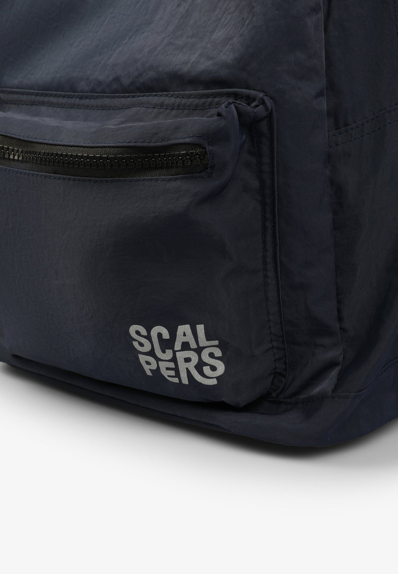 BASIC-RUCKSACK MIT TOTENKOPF