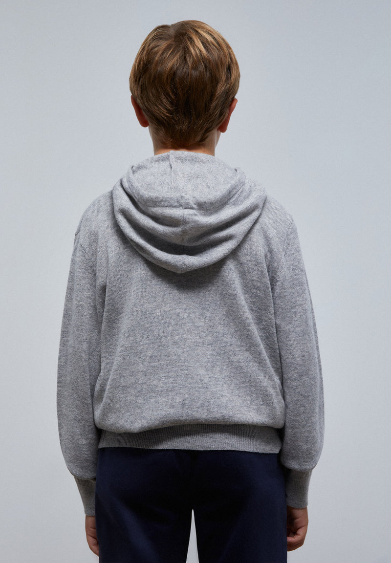 PULLOVER MIT KAPUZE