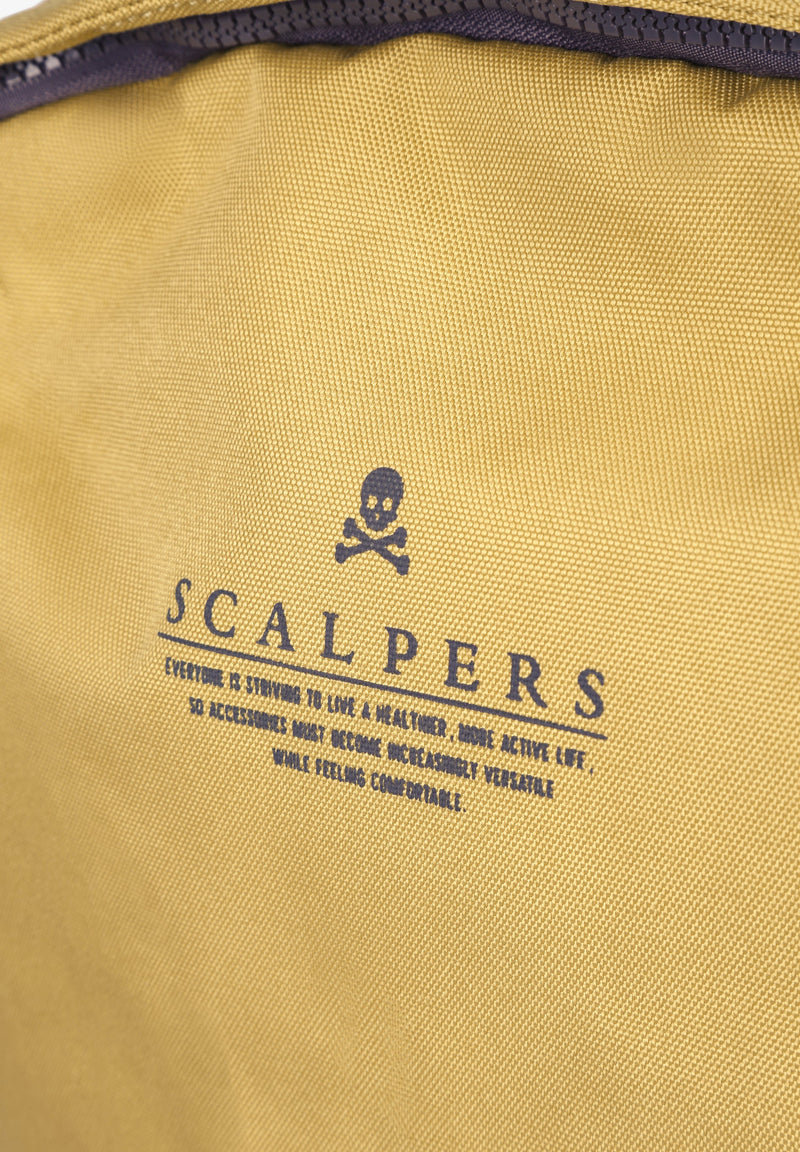 LEICHTER RUCKSACK MIT LOGO