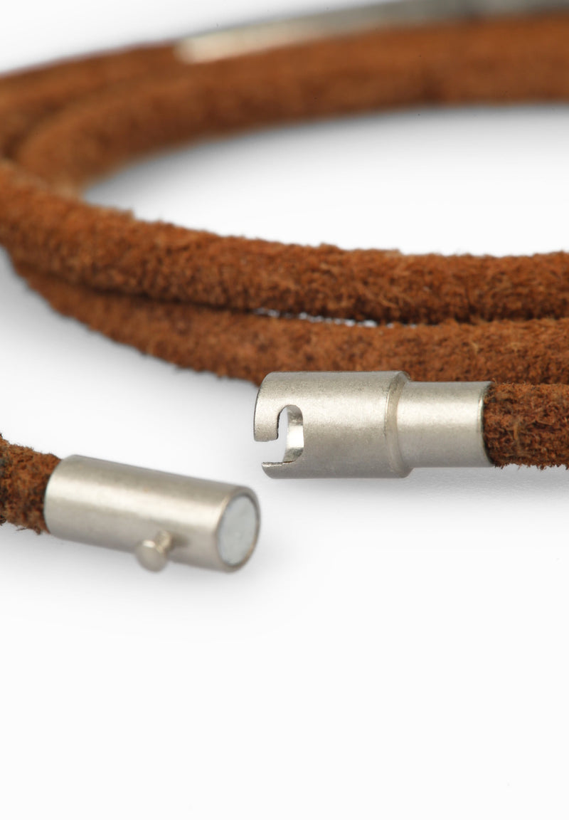 SCHNURARMBAND MIT METALLDETAIL
