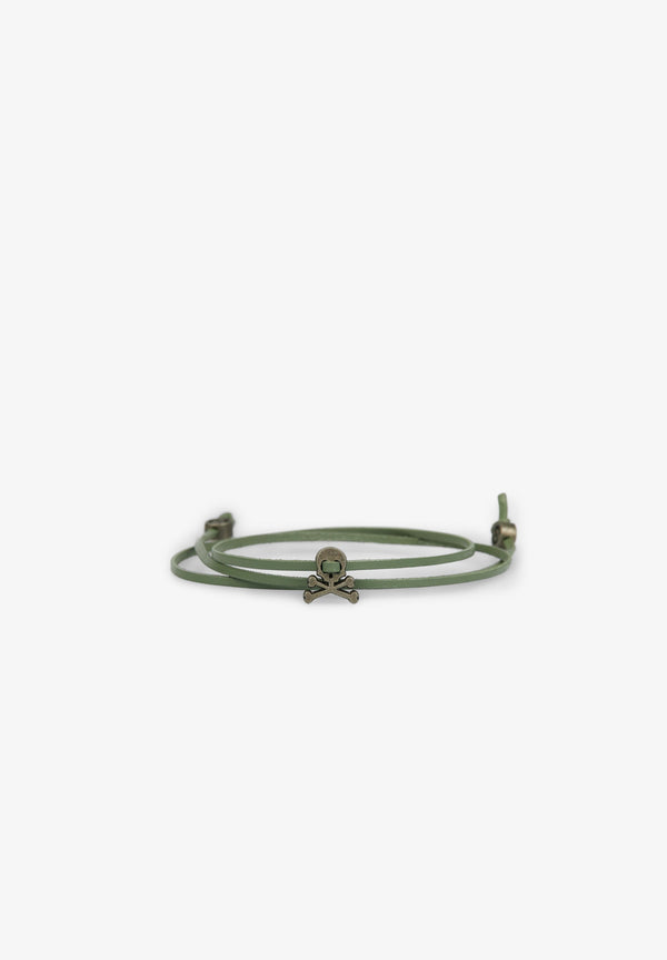 KORDELARMBAND MIT TOTENKOPF
