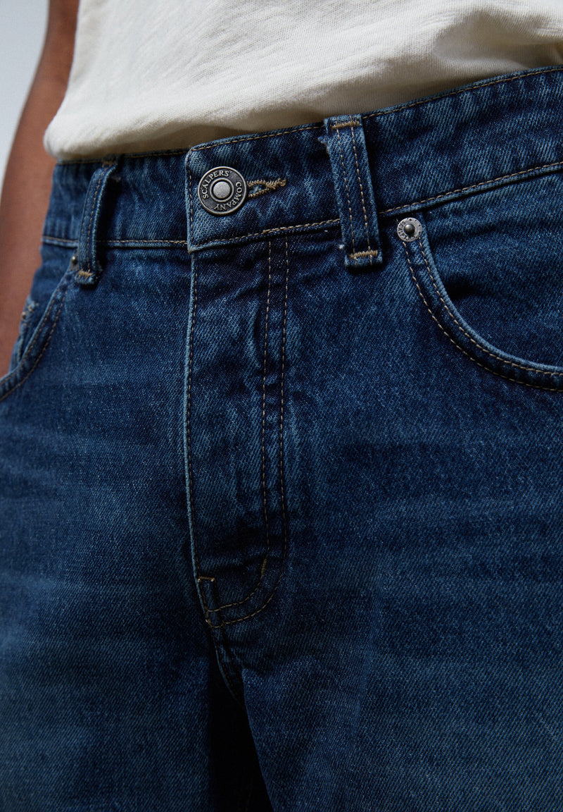 JEANS IM REGULAR FIT