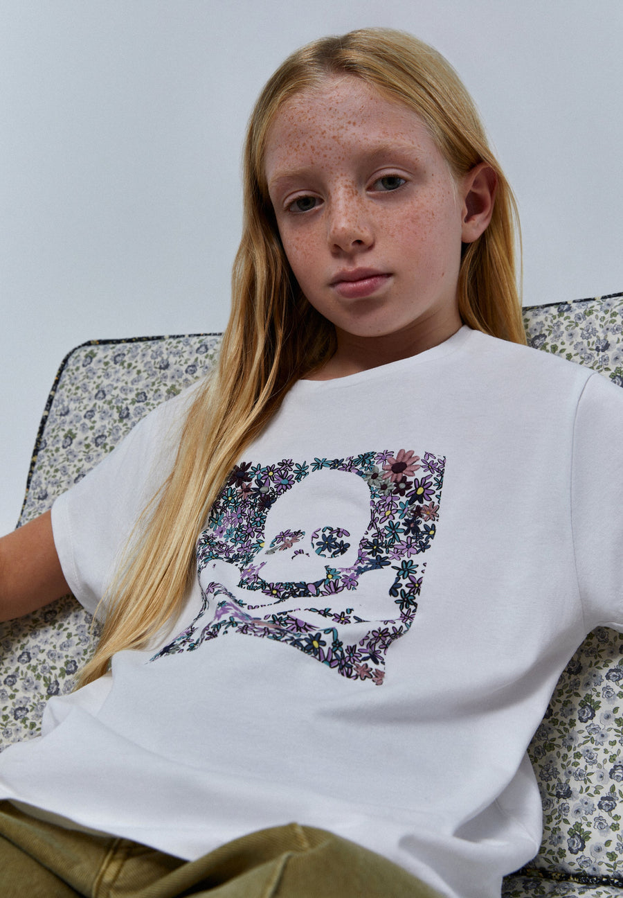 SHIRT MIT BLUMEN- UND TOTENKOPFPRINT