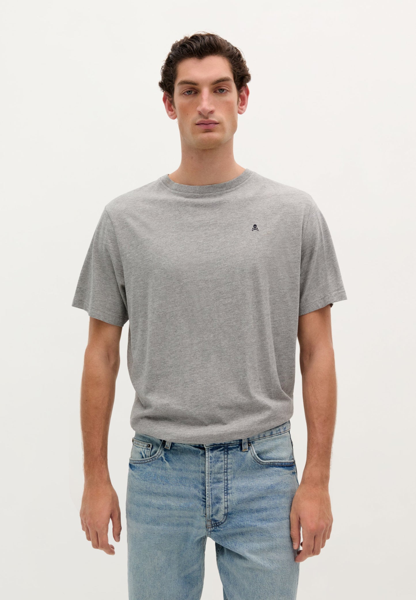 BASIC-SHIRT IM RELAXED-FIT MIT TOTENKOPF