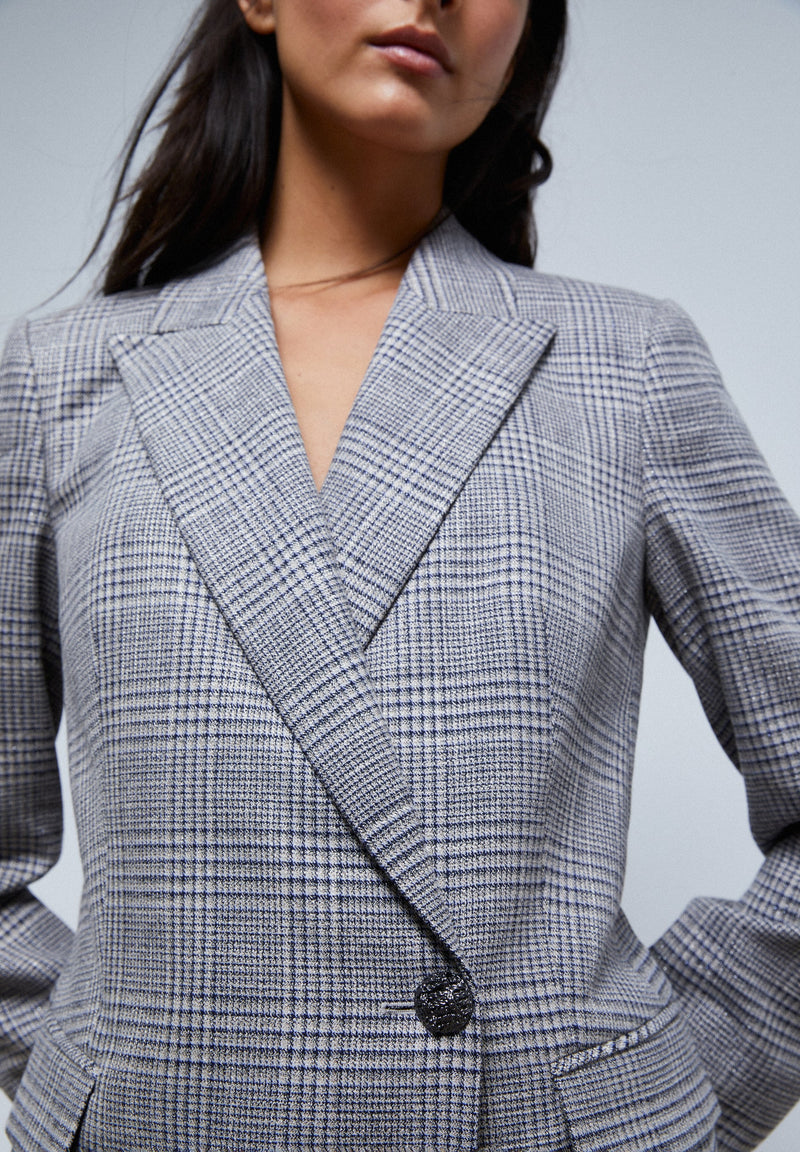 ZWEIREIHIGER BLAZER MIT KAROMUSTER UND KNOPF