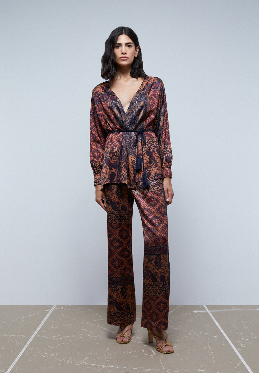KIMONO-BLUSE IN WICKELOPTIK