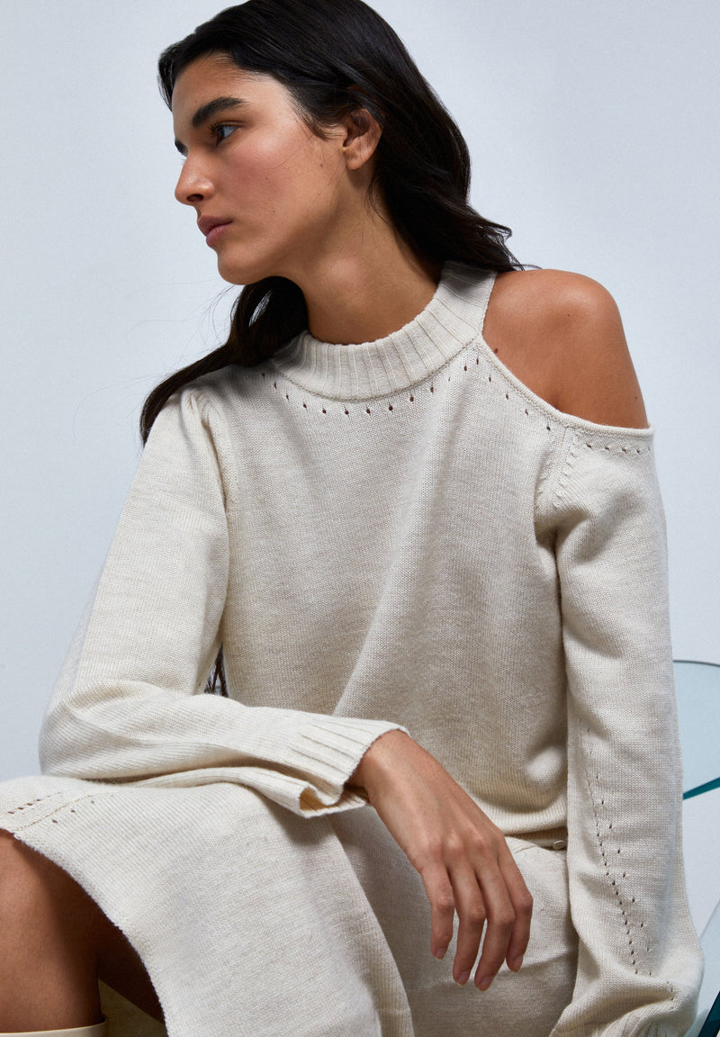 PULLOVER MIT ASYMMETRISCHER SCHULTER